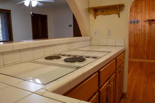 $380,000 | 923 South Burnt Mill Road, LaFayette, GA 30728