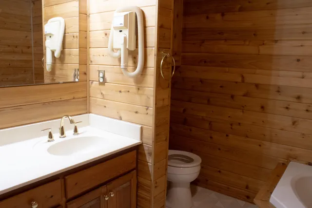 $380,000 | 923 South Burnt Mill Road, LaFayette, GA 30728