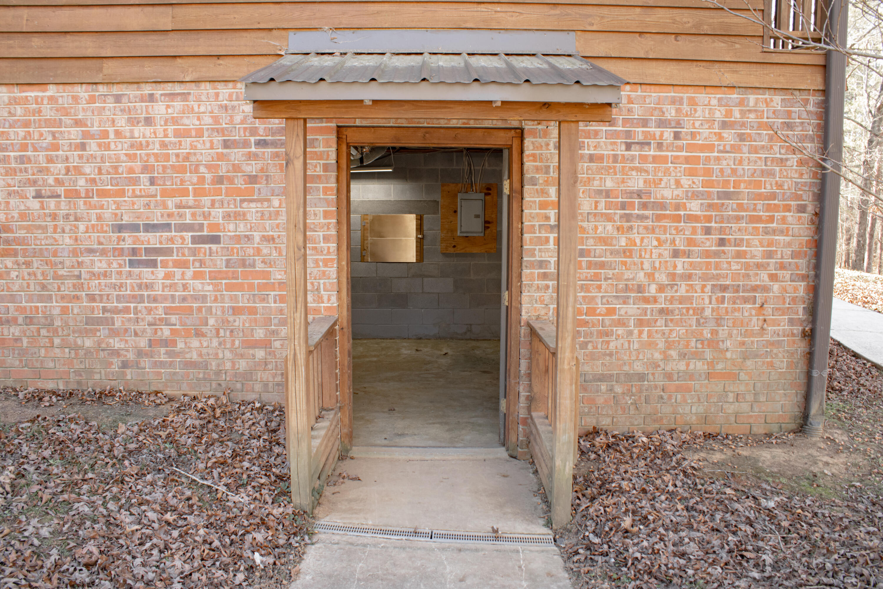 923 South Burnt Mill Road LaFayette, GA 30728 - Photo 38 of 41 Basement door