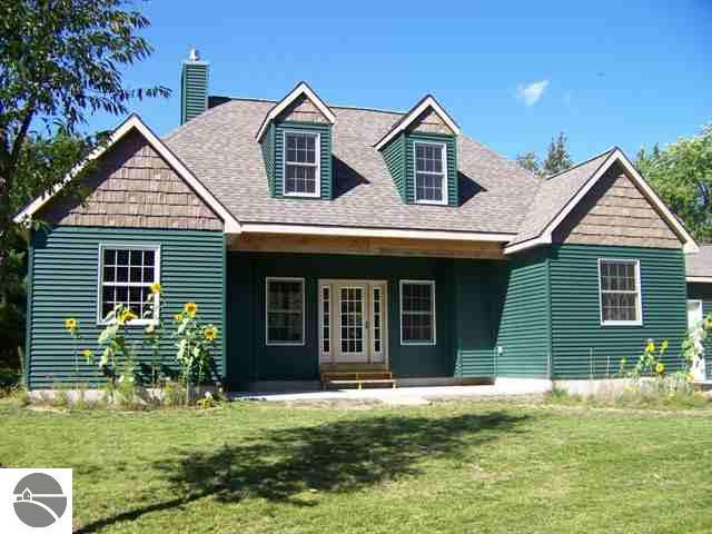 5685 Hodge Road Kingsley, MI 49649 - Photo 2 of 15 1697001-1.JPG