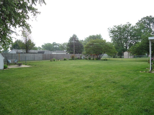 1312 Rochester Boulevard Rochester, IN 46975 - Photo 20 of 30