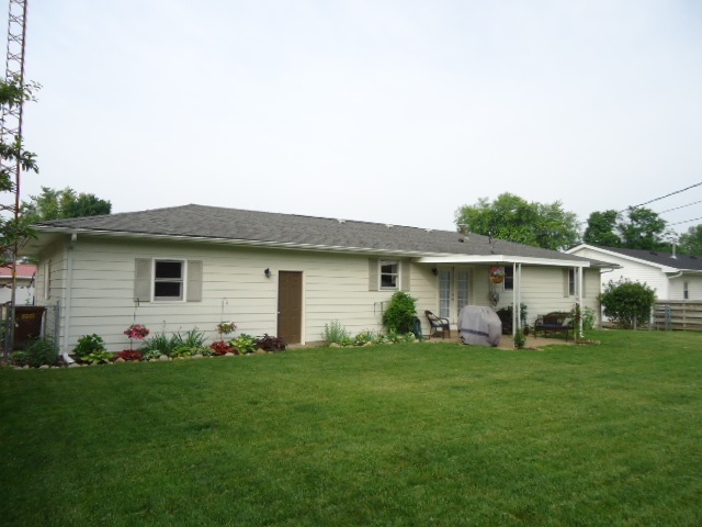 1312 Rochester Boulevard Rochester, IN 46975 - Photo 25 of 30