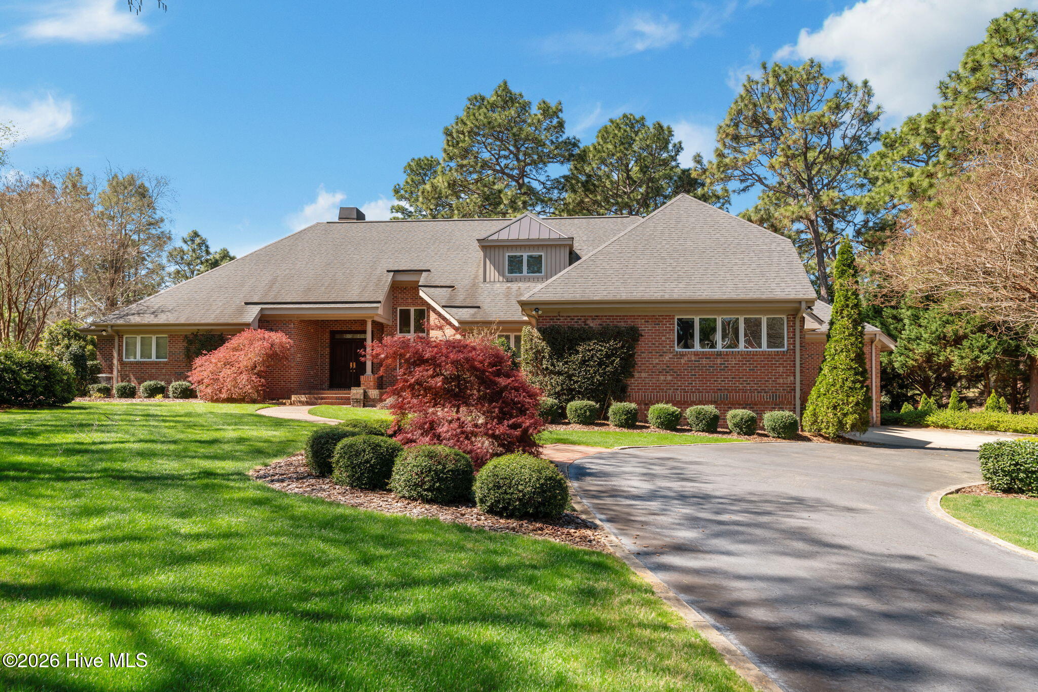 50 Oak Meadow Road Pinehurst, NC 28374 - Photo 2 of 71 2-web-or-mls-DSC01115