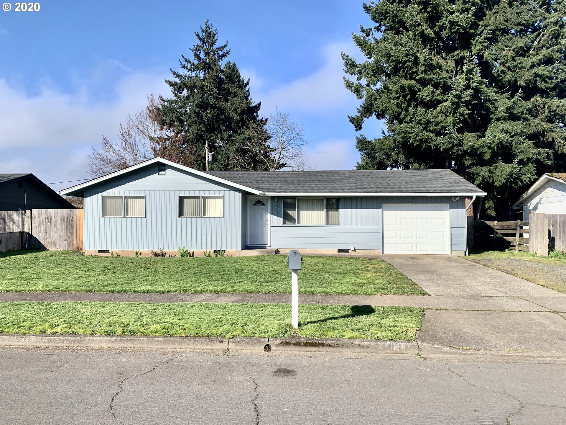 464 South 40th Street Springfield, OR 97478 - Photo 1 of 13