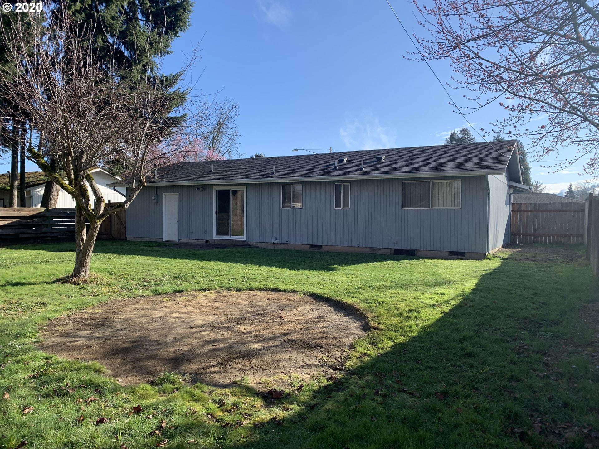 464 South 40th Street Springfield, OR 97478 - Photo 12 of 13