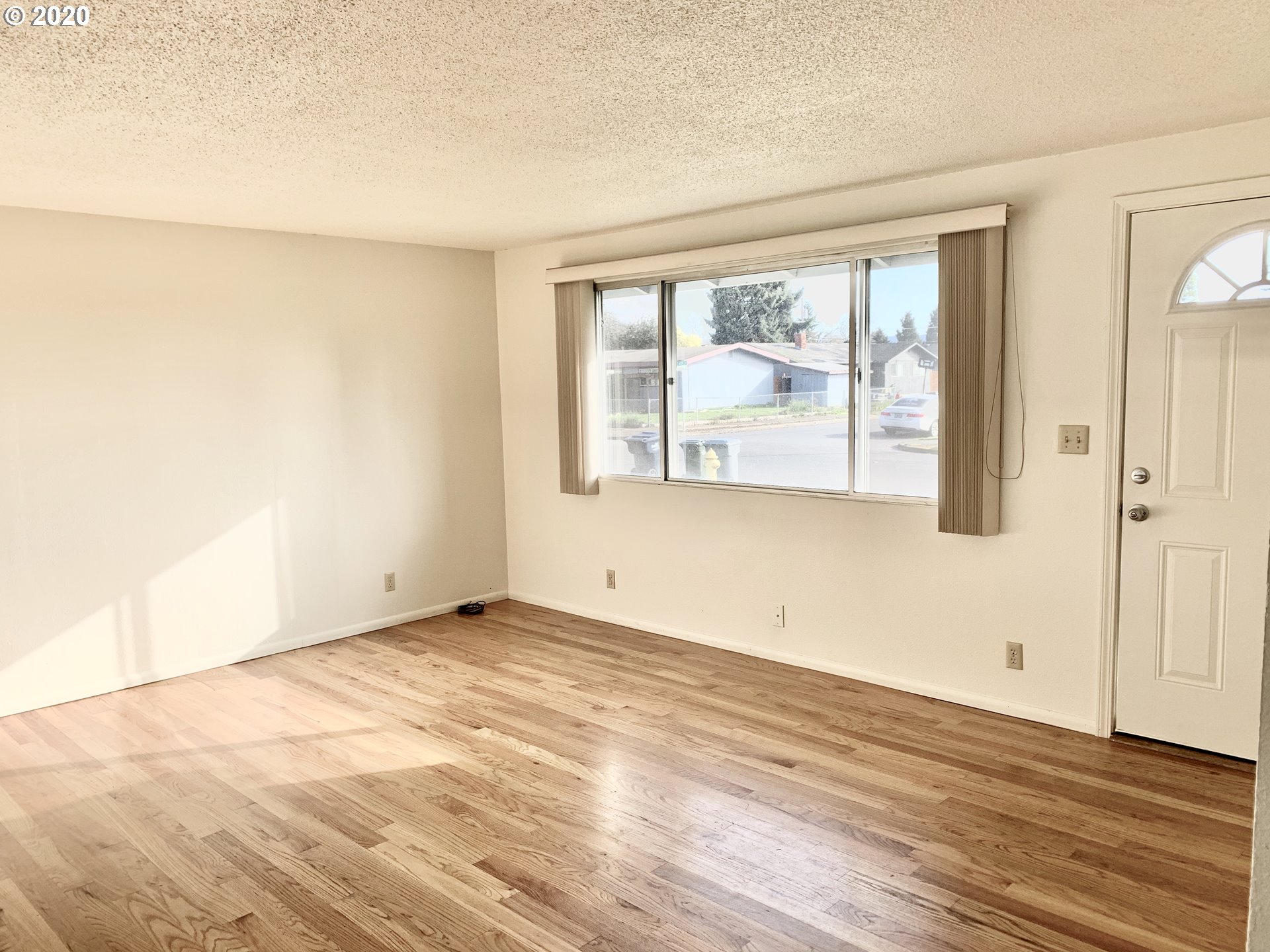 464 South 40th Street Springfield, OR 97478 - Photo 10 of 13