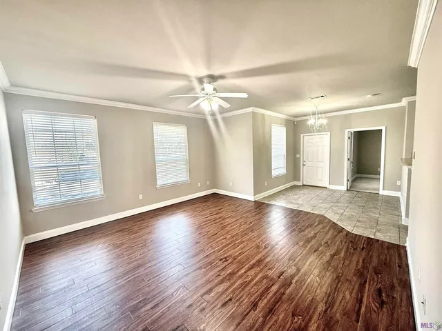 $1,450 | 900 Dean Lee Drive, Unit 1007, Baton Rouge, LA 70820
