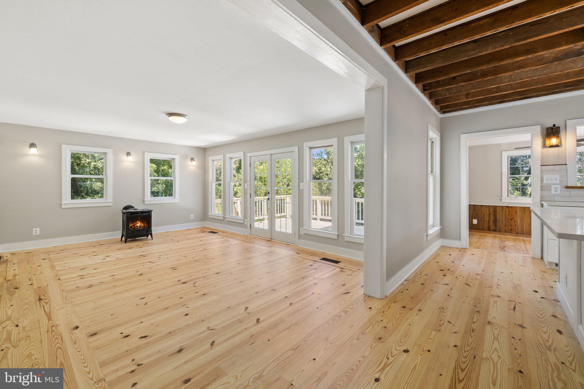 37028 Gaver Mill Road Purcellville, VA 20132 - Photo 26 of 79 Family Room - New Hardwood Flooring w/Gas Stove