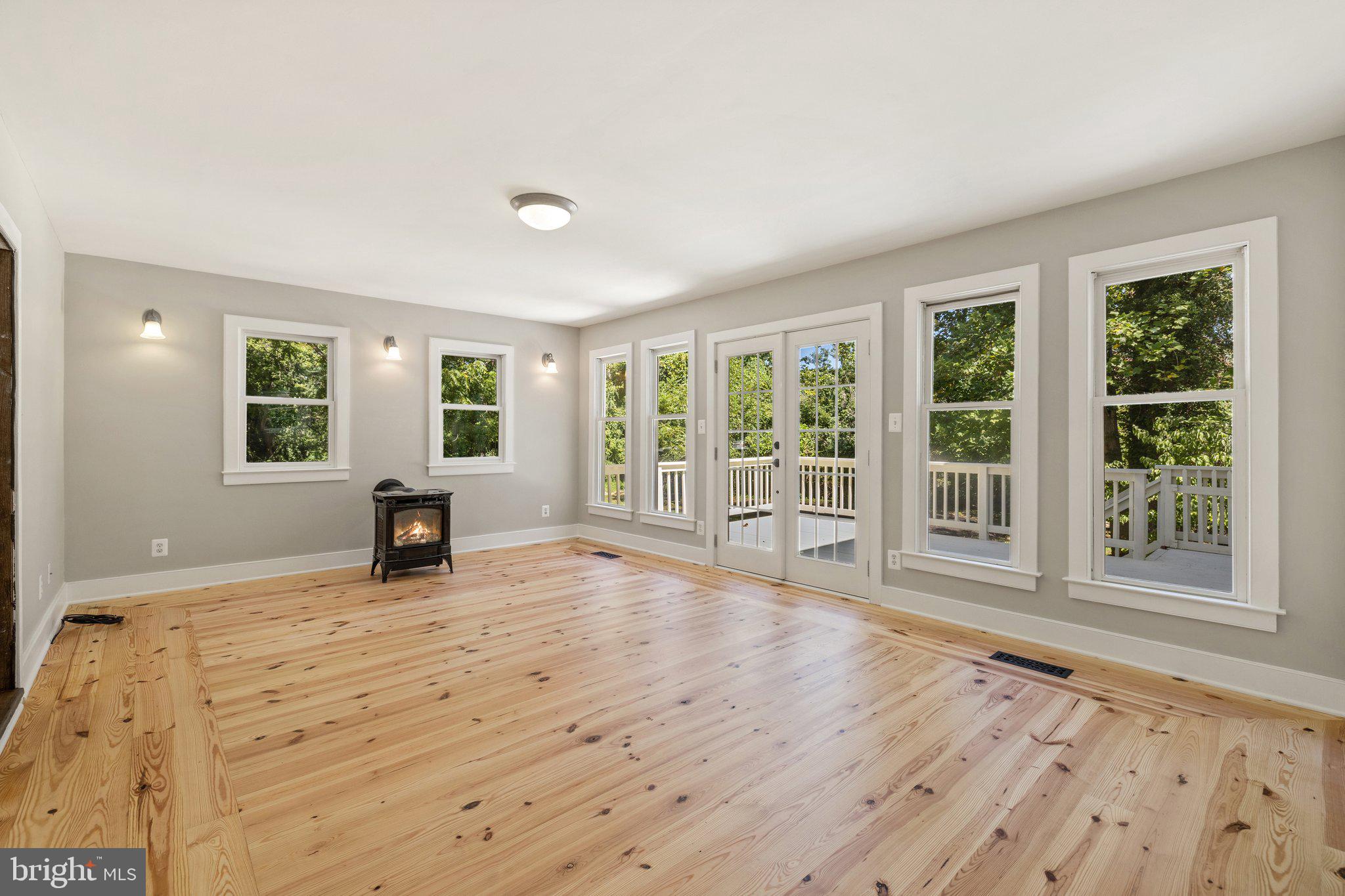 37028 Gaver Mill Road Purcellville, VA 20132 - Photo 27 of 79 Family Room - New Hardwood Flooring w/Gas Stove
