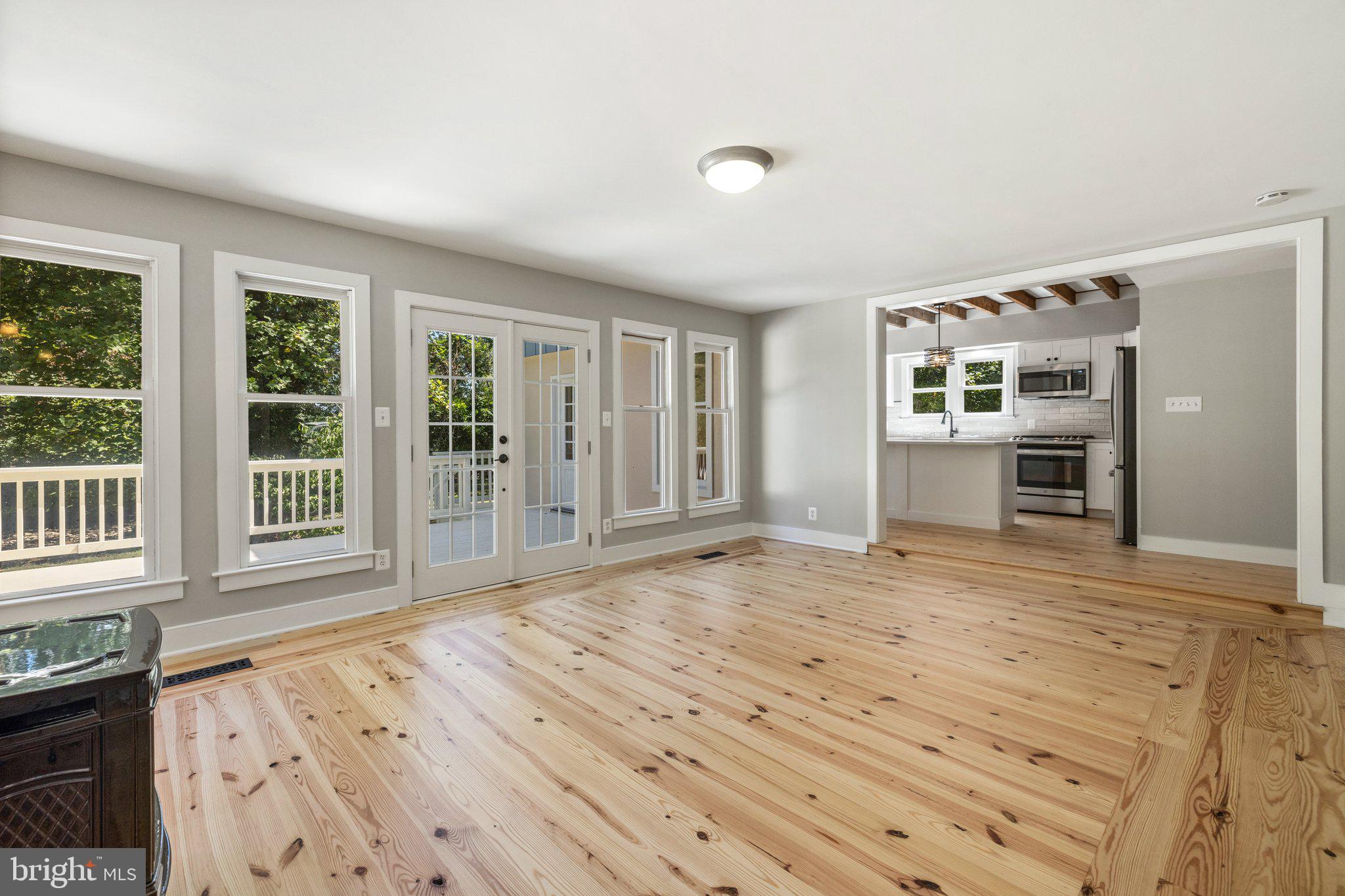 37028 Gaver Mill Road Purcellville, VA 20132 - Photo 28 of 79 Family Room - New Hardwood Flooring w/Deck Access