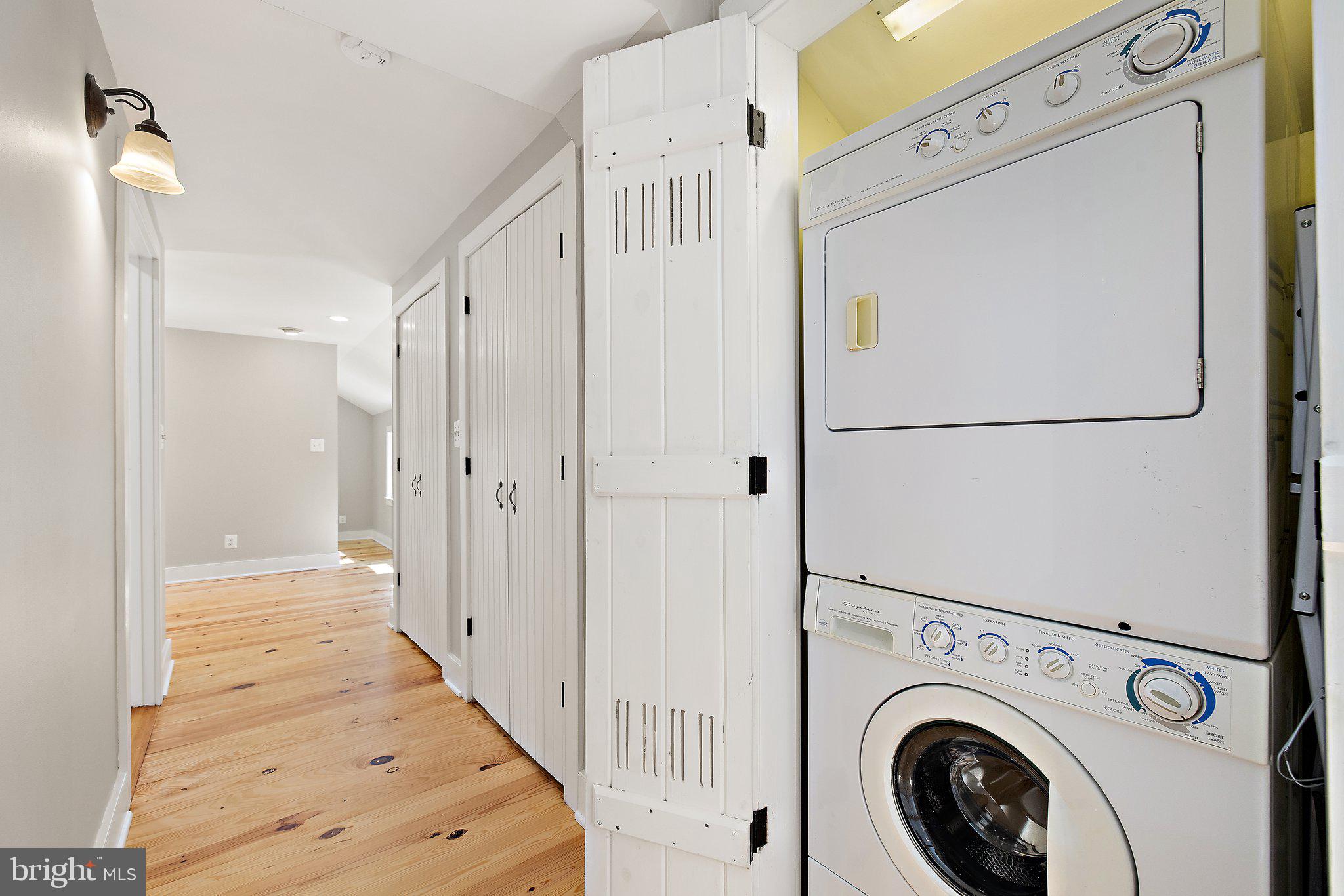 37028 Gaver Mill Road Purcellville, VA 20132 - Photo 47 of 79 Laundry on Upper Level