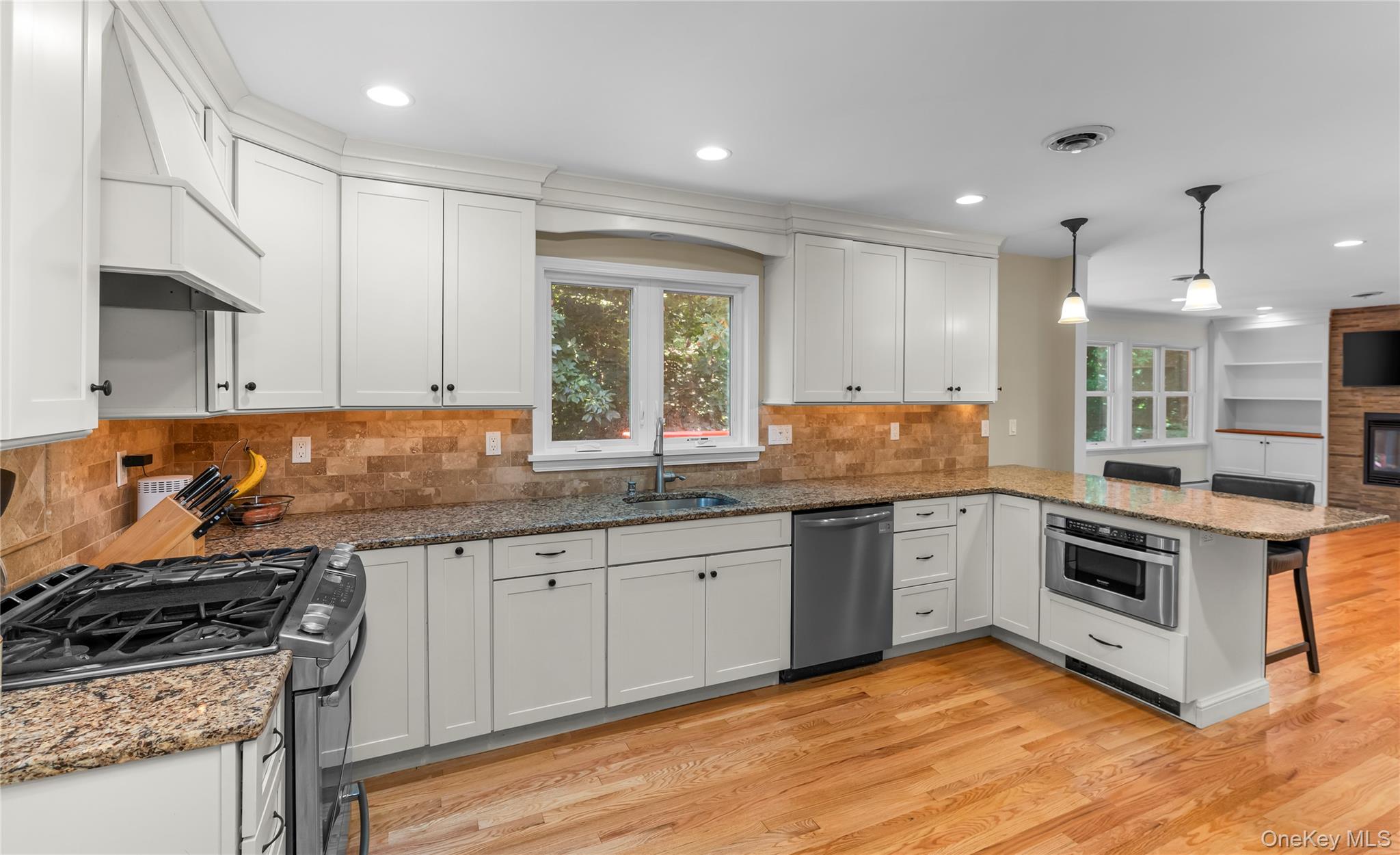 12 Sickletown Road Pearl River, NY 10965 - Photo 16 of 50