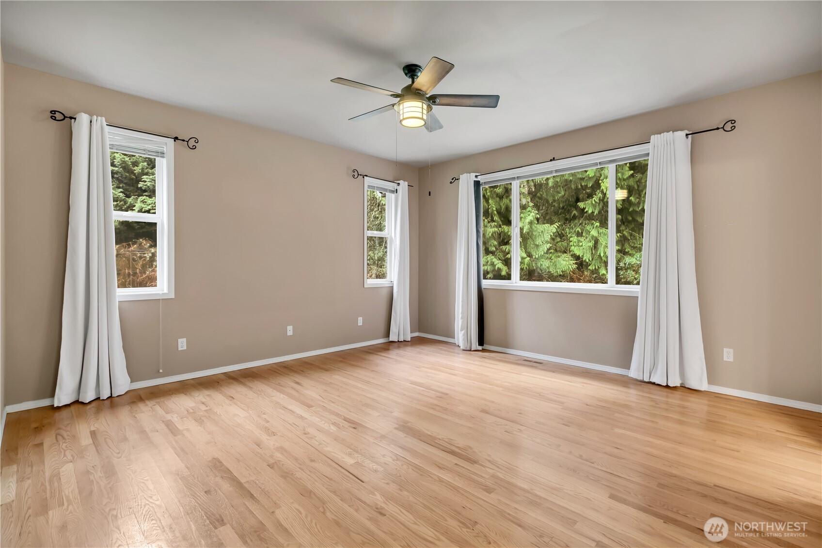 44217 Southeast Mt Si Road North Bend, WA 98045 - Photo 18 of 32