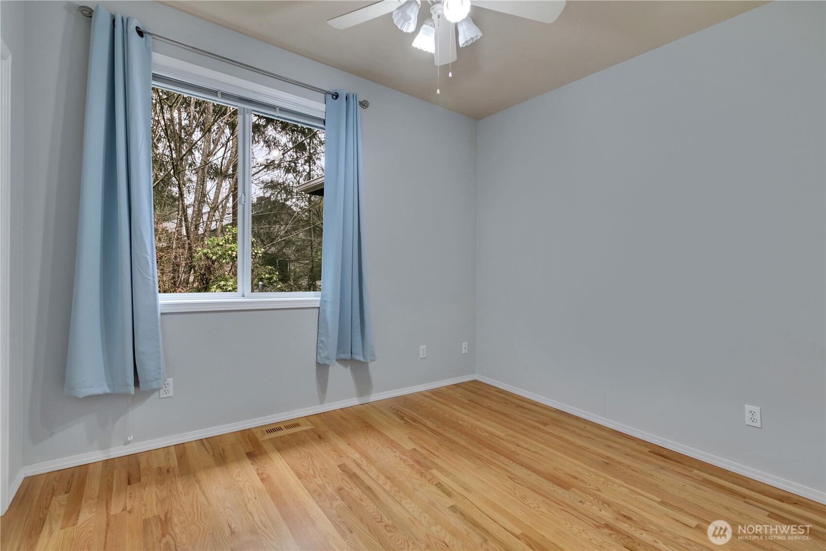 44217 Southeast Mt Si Road North Bend, WA 98045 - Photo 23 of 32