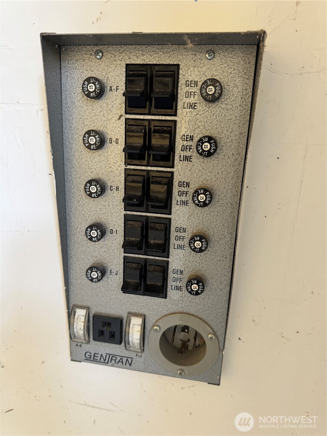 44217 Southeast Mt Si Road North Bend, WA 98045 - Photo 28 of 32