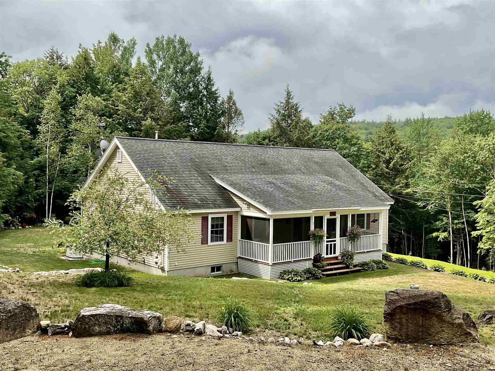 285 Bog Pond Road Fryeburg, ME 04037 - Photo 1 of 35 Gallery Image 1
