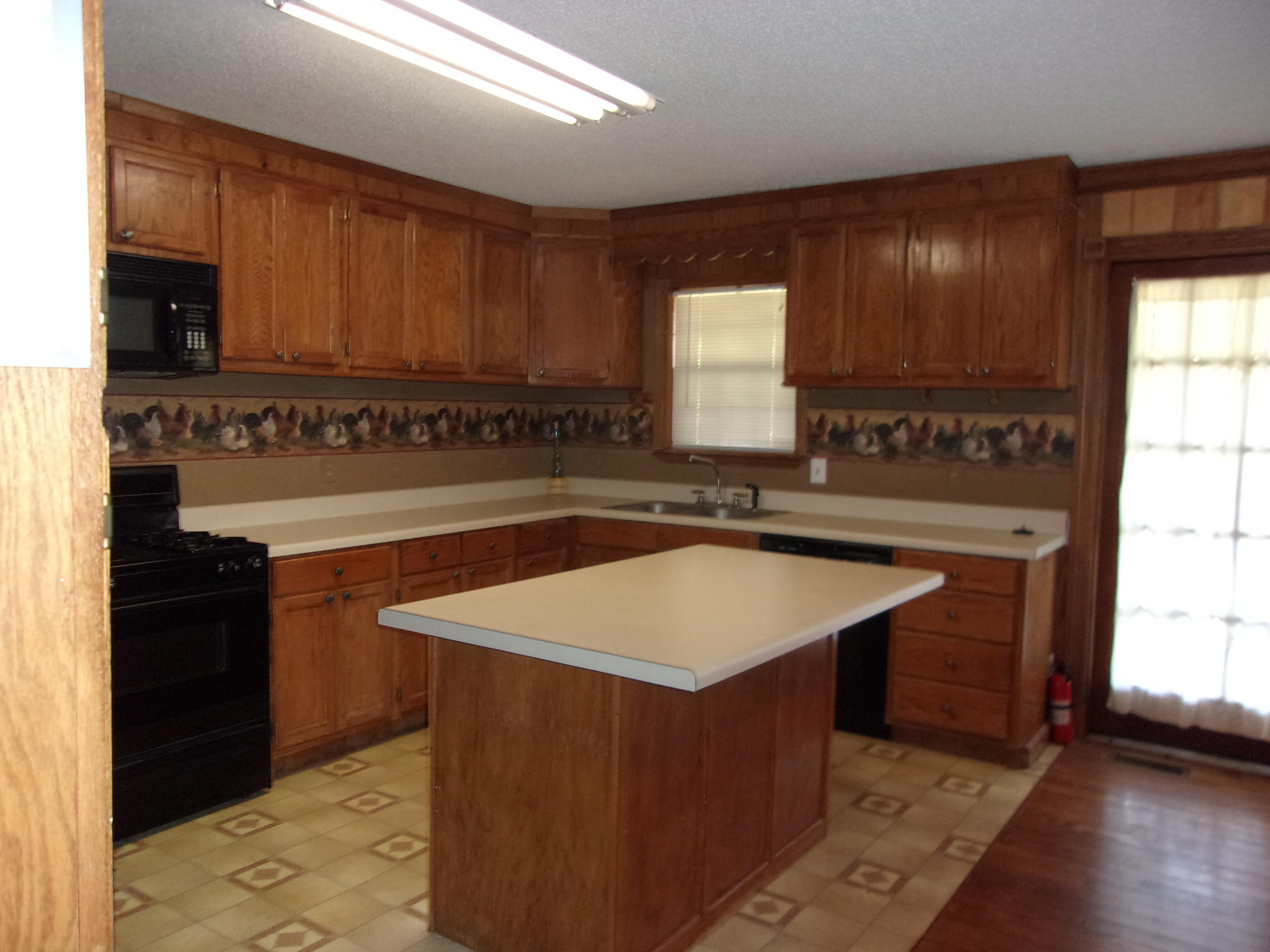 1303 Grayson Road Whitwell, TN 37397 - Photo 15 of 40 394_2468