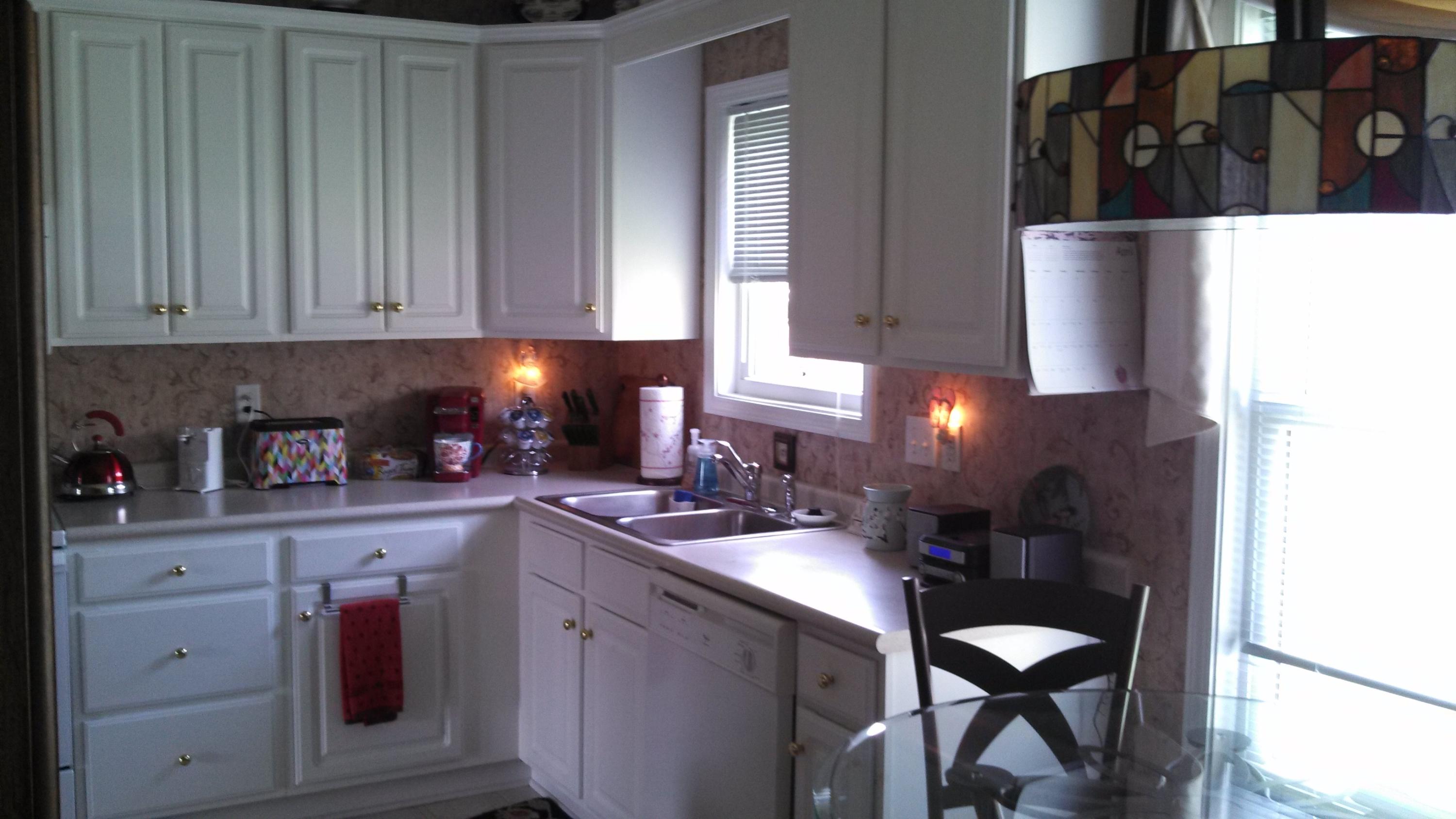 1947 South Clearing Road, Unit 24 Salem, VA 24153 - Photo 4 of 17 Kitchen