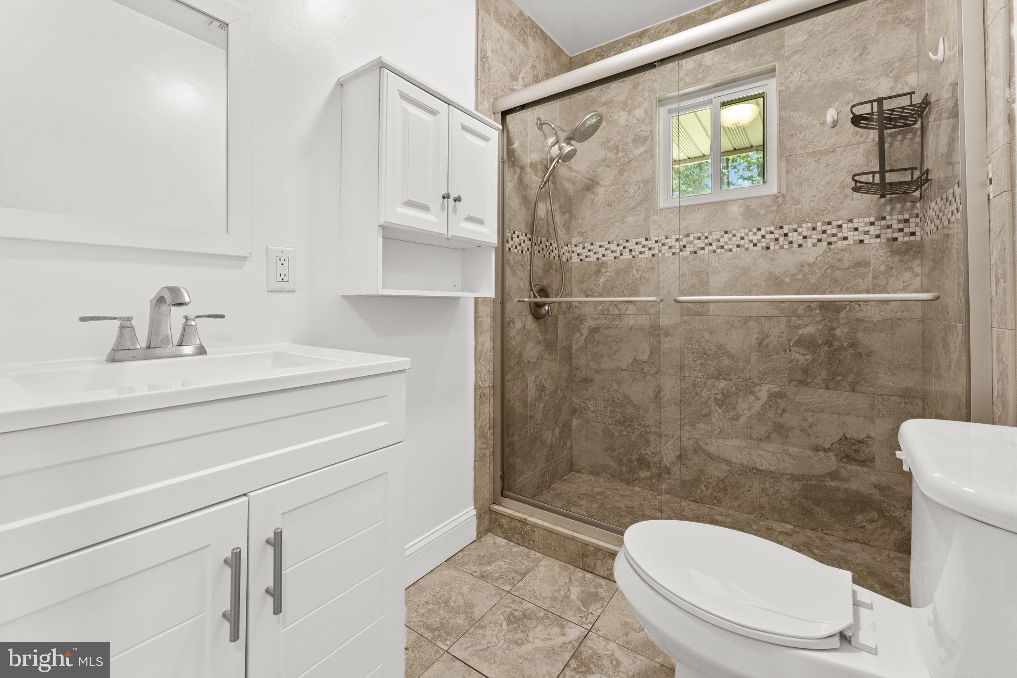 18301 Cabin Road Triangle, VA 22172 - Photo 35 of 46
