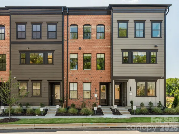 $498,314 | 436 Old Town Vlg Road, Waxhaw, NC 28173