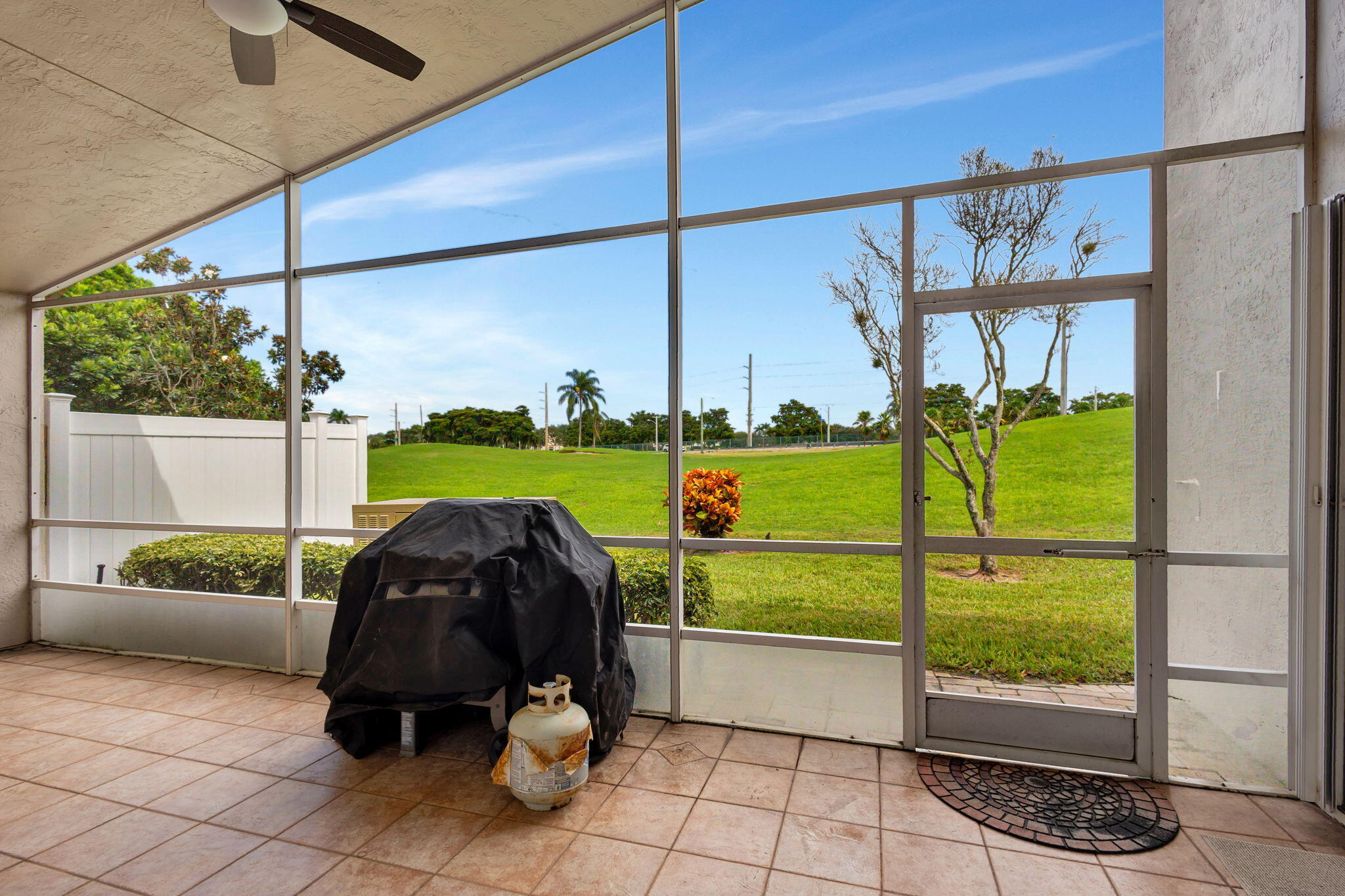 6705 Sun River Road Boynton Beach, FL 33437 - Photo 34 of 50 34-web-or-mls-6705Sun_136