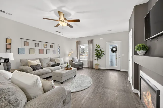 $324,900 | 4950 Innovation Drive, DeForest, WI 53532