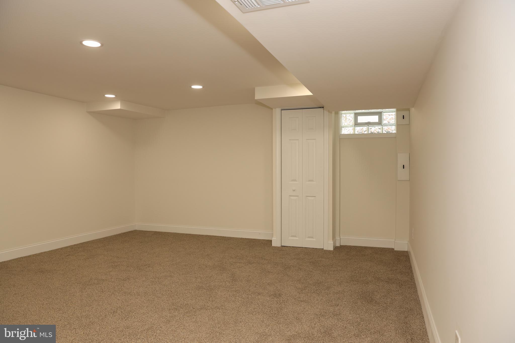 328 Torner Road Essex, MD 21221 - Photo 20 of 29