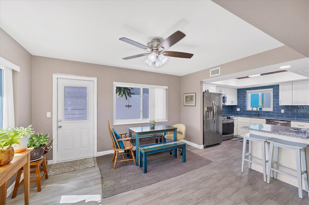 3806 Roxane Boulevard, Unit 161 Sarasota, FL 34235 - Photo 12 of 45