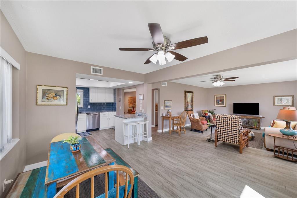 3806 Roxane Boulevard, Unit 161 Sarasota, FL 34235 - Photo 13 of 45