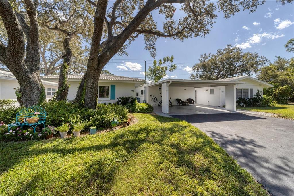 3806 Roxane Boulevard, Unit 161 Sarasota, FL 34235 - Photo 2 of 45