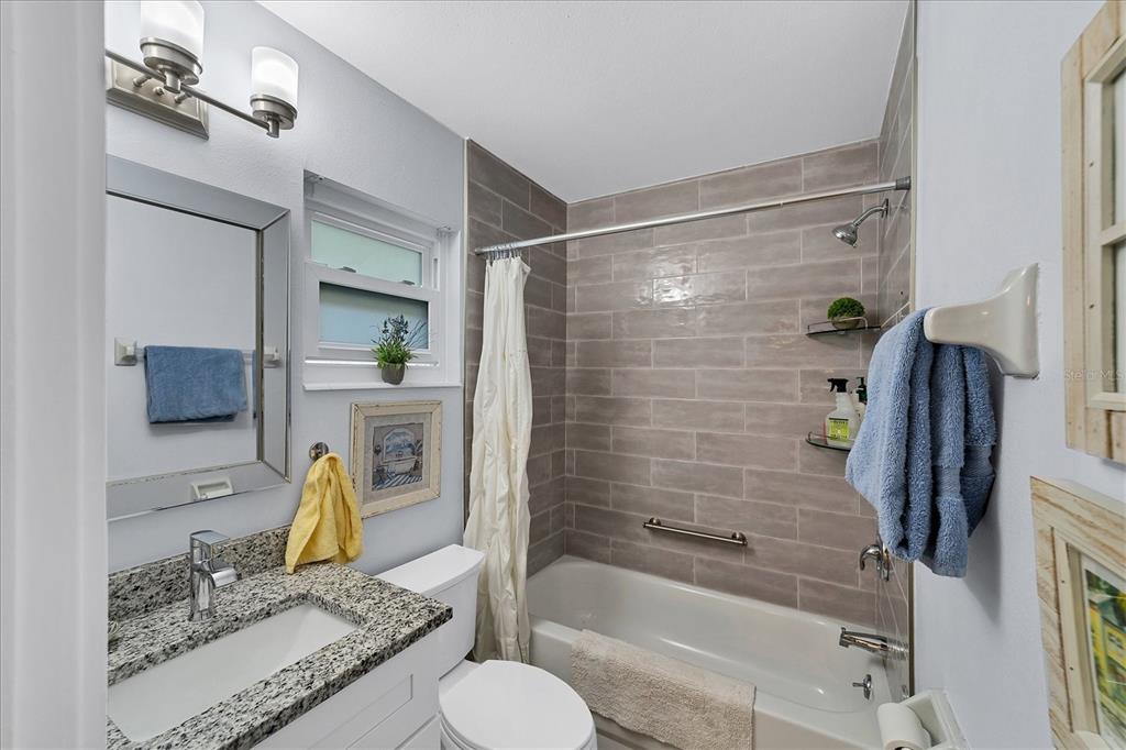 3806 Roxane Boulevard, Unit 161 Sarasota, FL 34235 - Photo 22 of 45