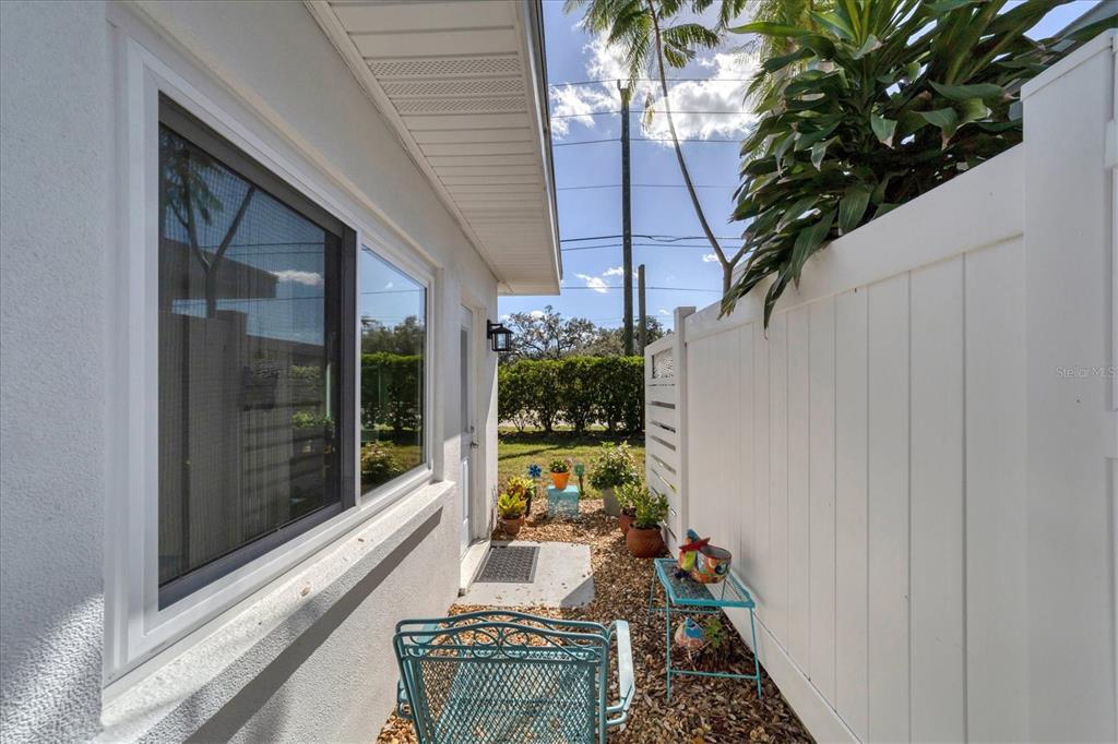 3806 Roxane Boulevard, Unit 161 Sarasota, FL 34235 - Photo 24 of 45