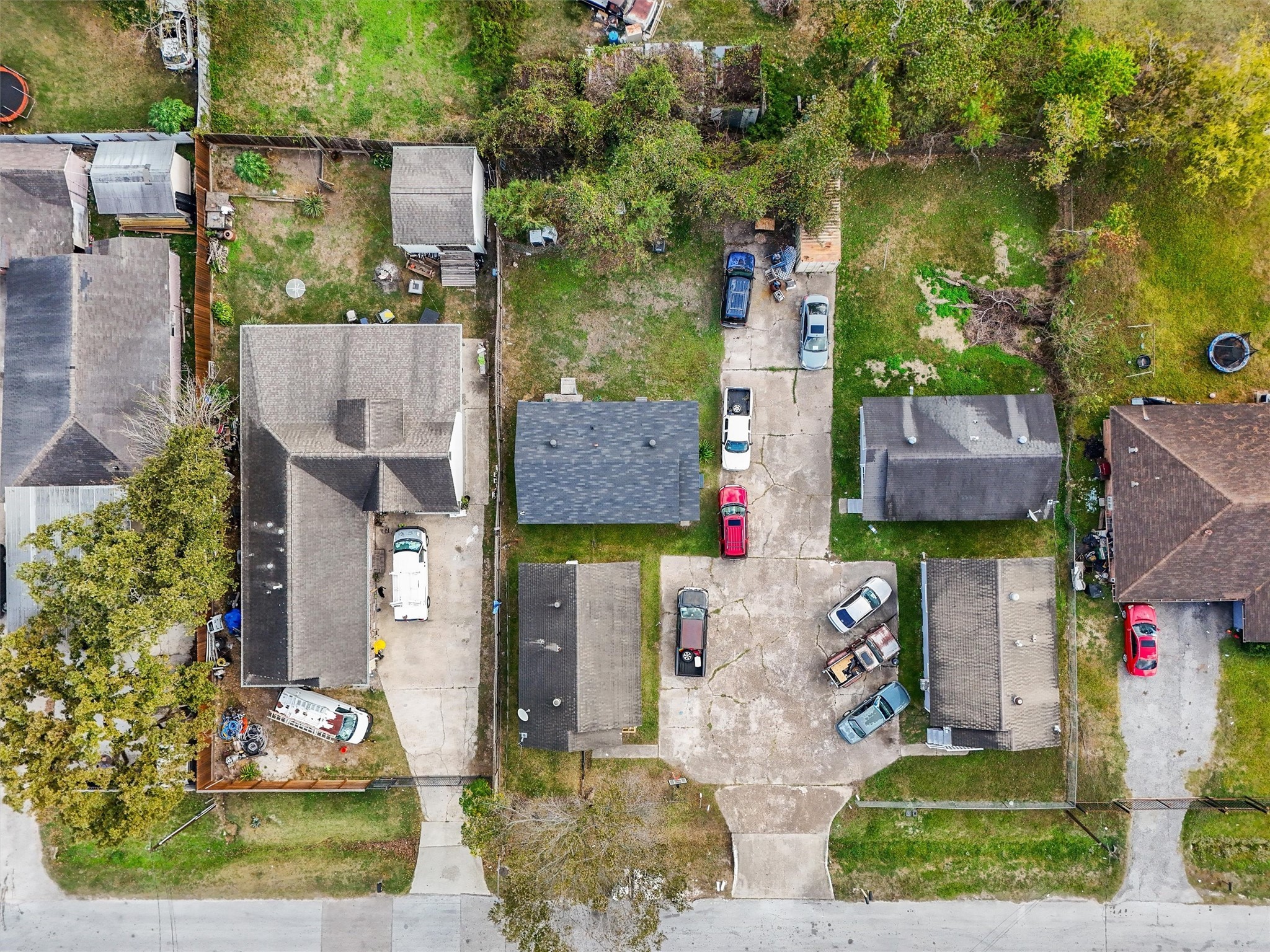 8514 Spaulding Street Houston, TX 77016 - Photo 12 of 19 an aerial view of multiple house