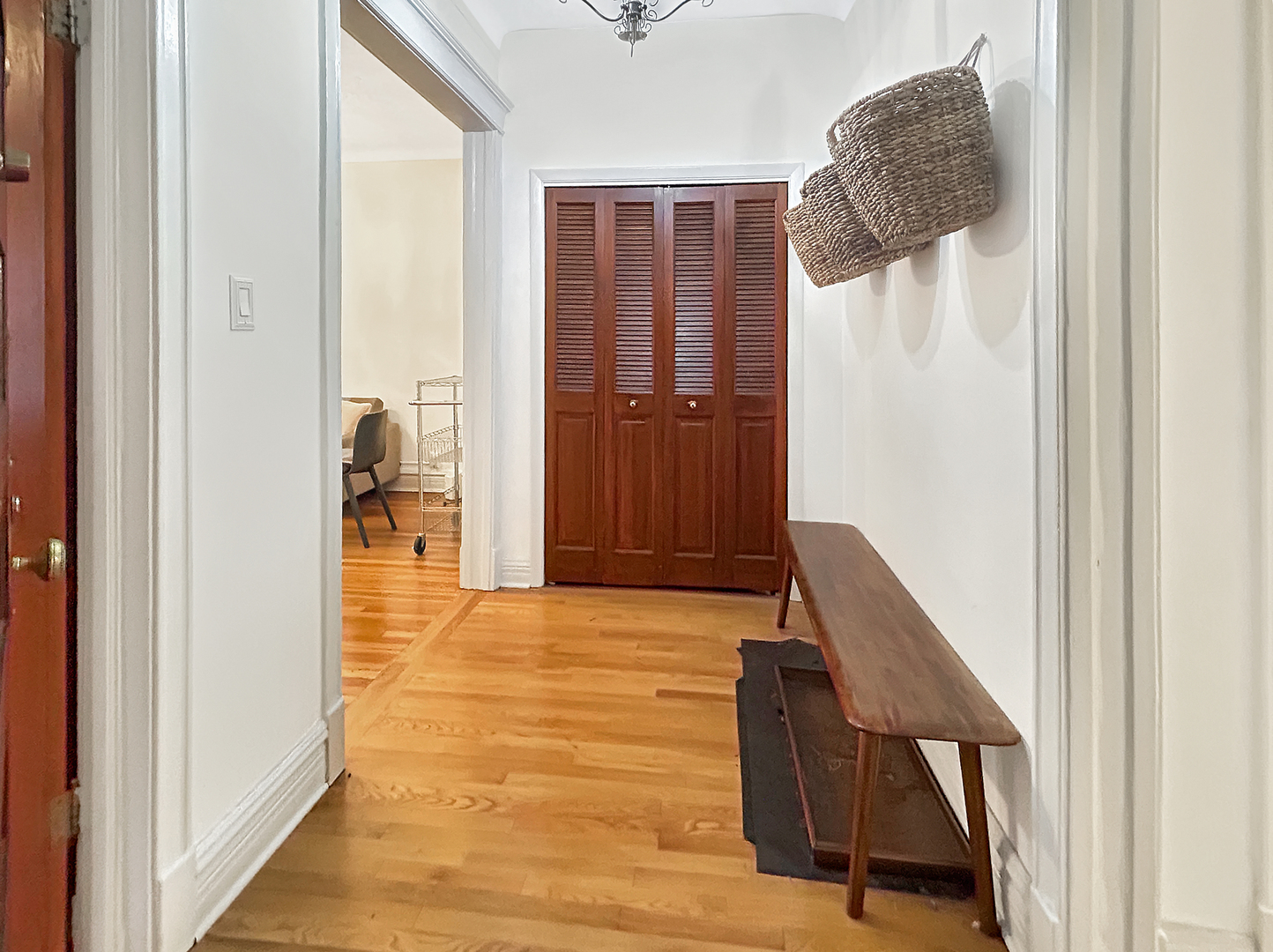 1400 East 56th Street, Unit 1 Chicago, IL 60637 - Photo 9 of 23