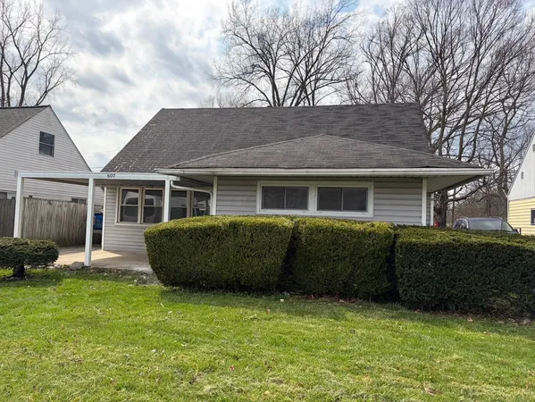 $259,500 | 507 Virginia Circle West, Columbus, OH 43213