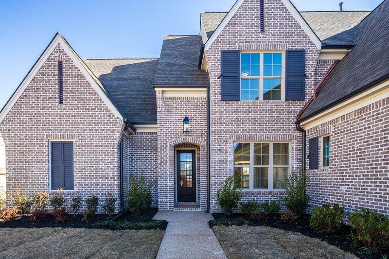 606 Cedar Shadows Circle West Collierville, TN 38017 - Photo 2 of 35