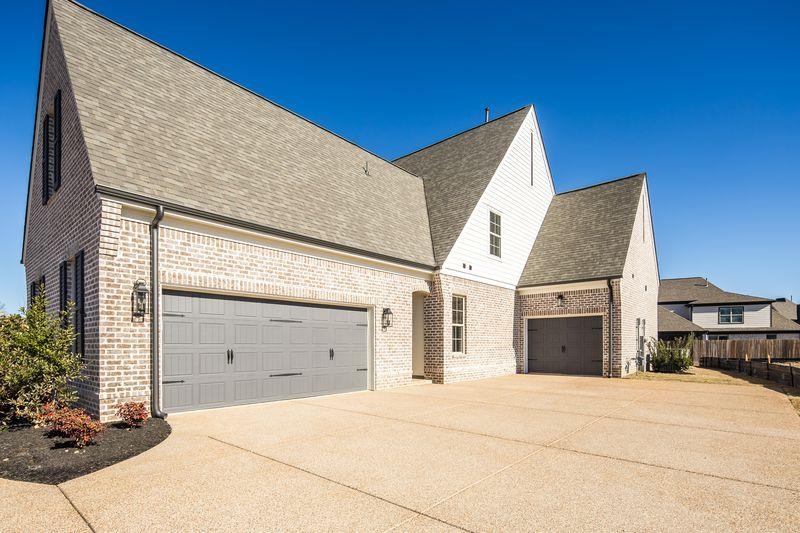 606 Cedar Shadows Circle West Collierville, TN 38017 - Photo 3 of 35