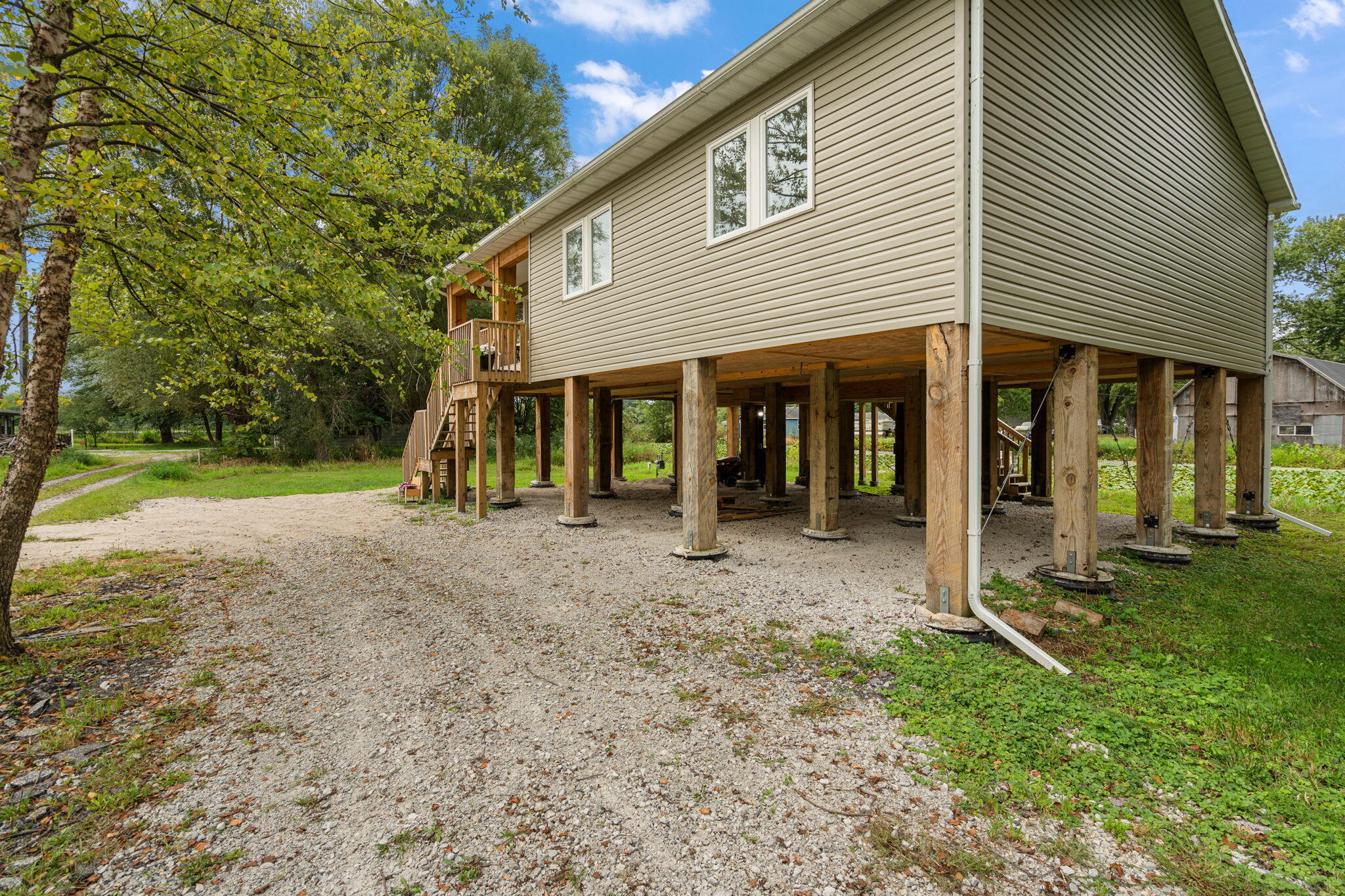 44 Vick Tree Lane Hebron, IN 46341 - Photo 35 of 52 2048x1365