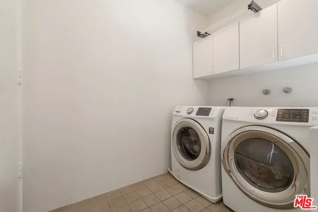 $1,599,000 | 11925 Goshen Avenue, Unit 4, Los Angeles, CA 90049