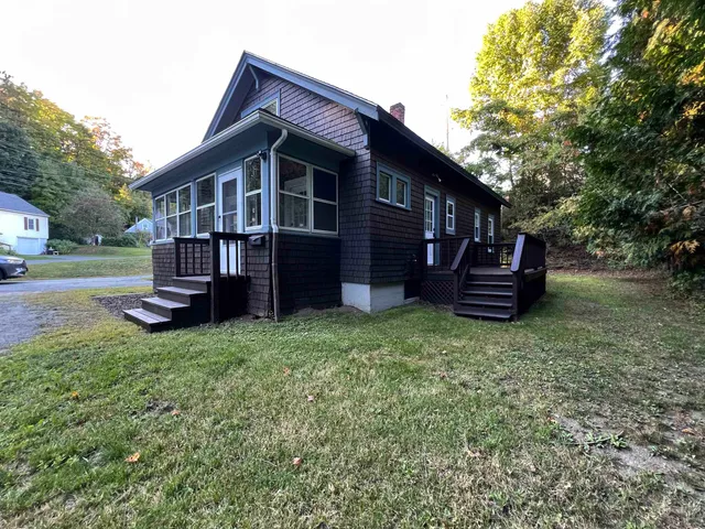 $275,000 | 9 Allen Court, St. Johnsbury, VT 05819