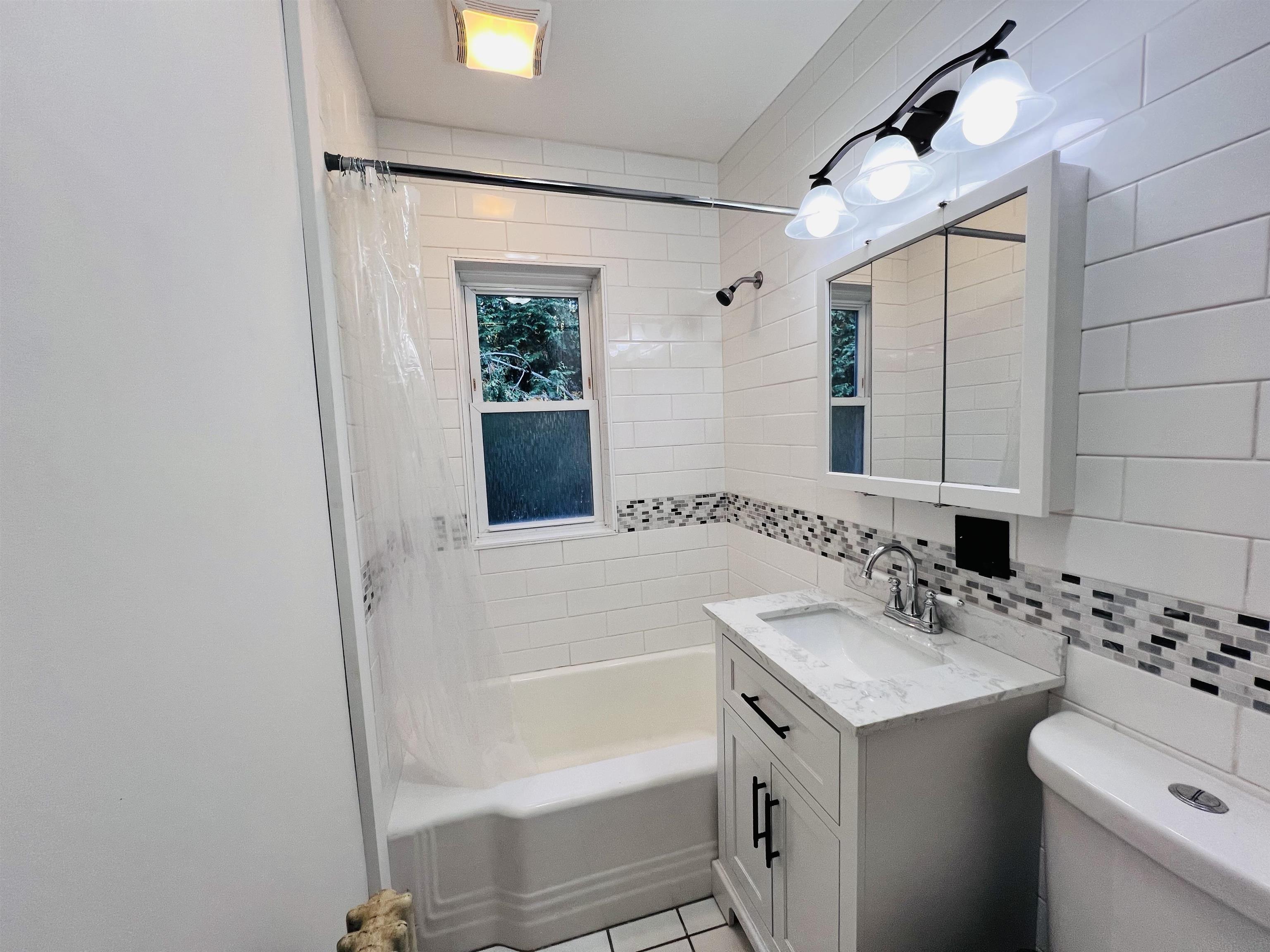 9 Allen Court St. Johnsbury, VT 05819 - Photo 14 of 46