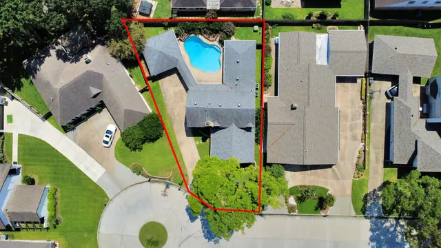 $395,000 | 3114 Audubon Court, Sugar Land, TX 77478