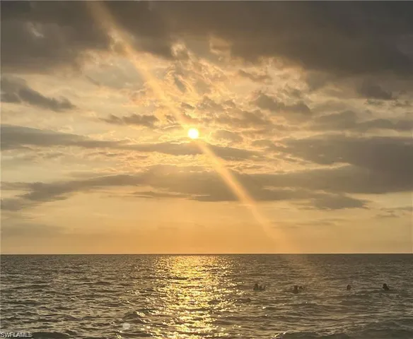 $347,900 | 1700 Windy Pines Drive, Unit 1701, Naples, FL 34112