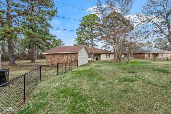 $199,900 | 103 Arkla Drive, Springhill, LA 71075