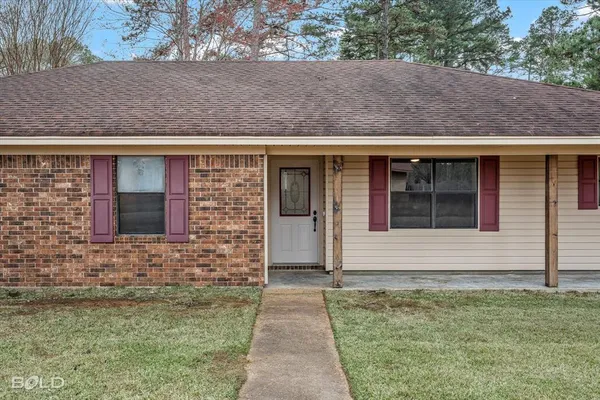 $199,900 | 103 Arkla Drive, Springhill, LA 71075