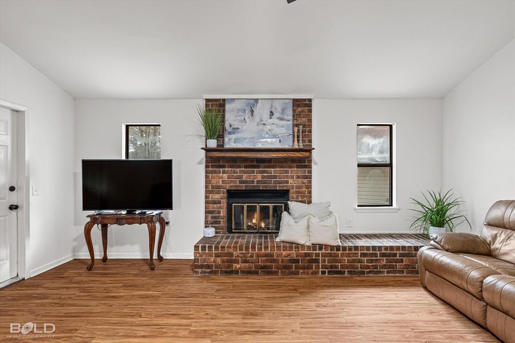 103 Arkla Drive Springhill, LA 71075 - Photo 7 of 34