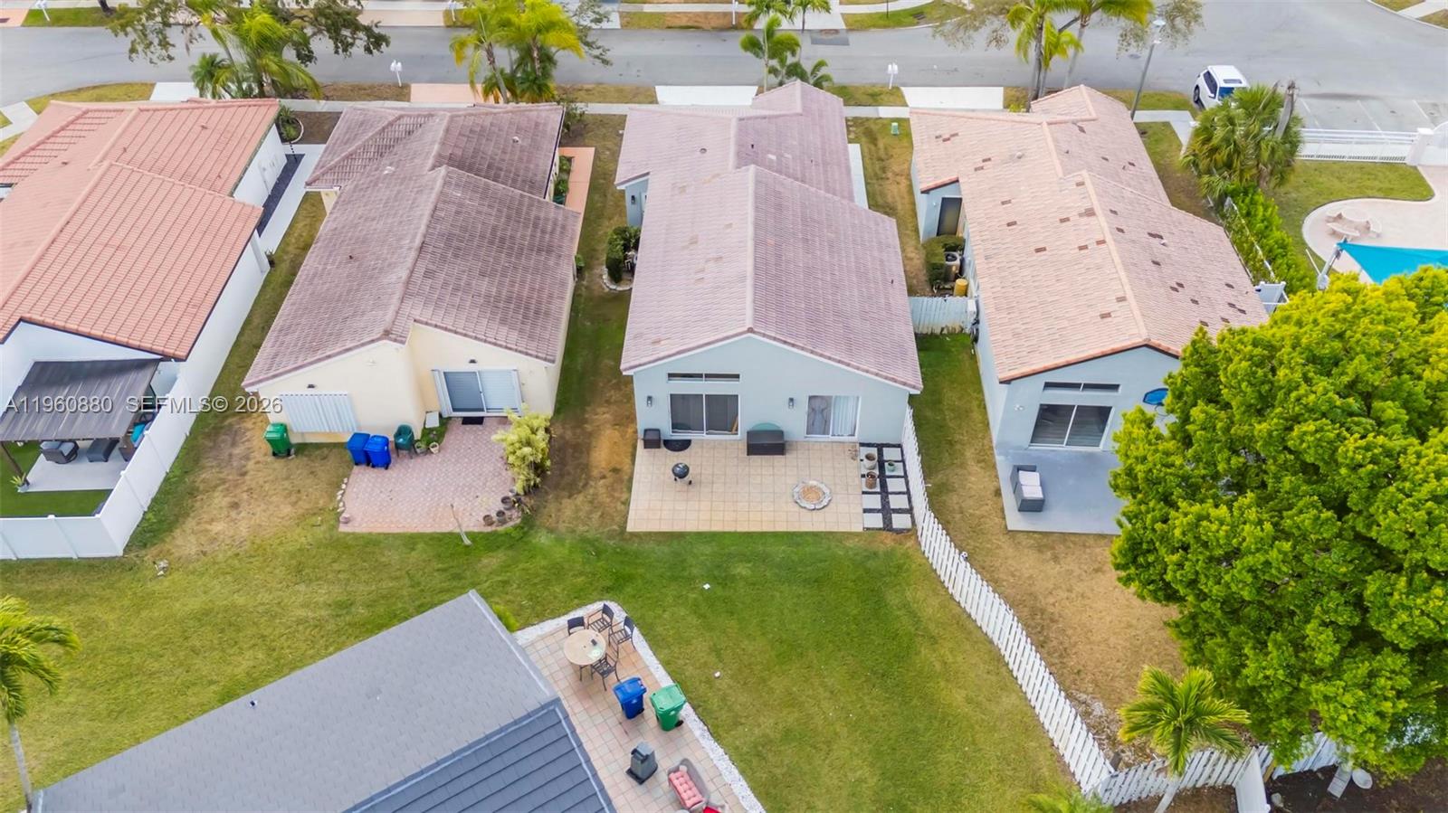 2627 Southwest 177th Avenue Miramar, FL 33029 - Photo 28 of 36