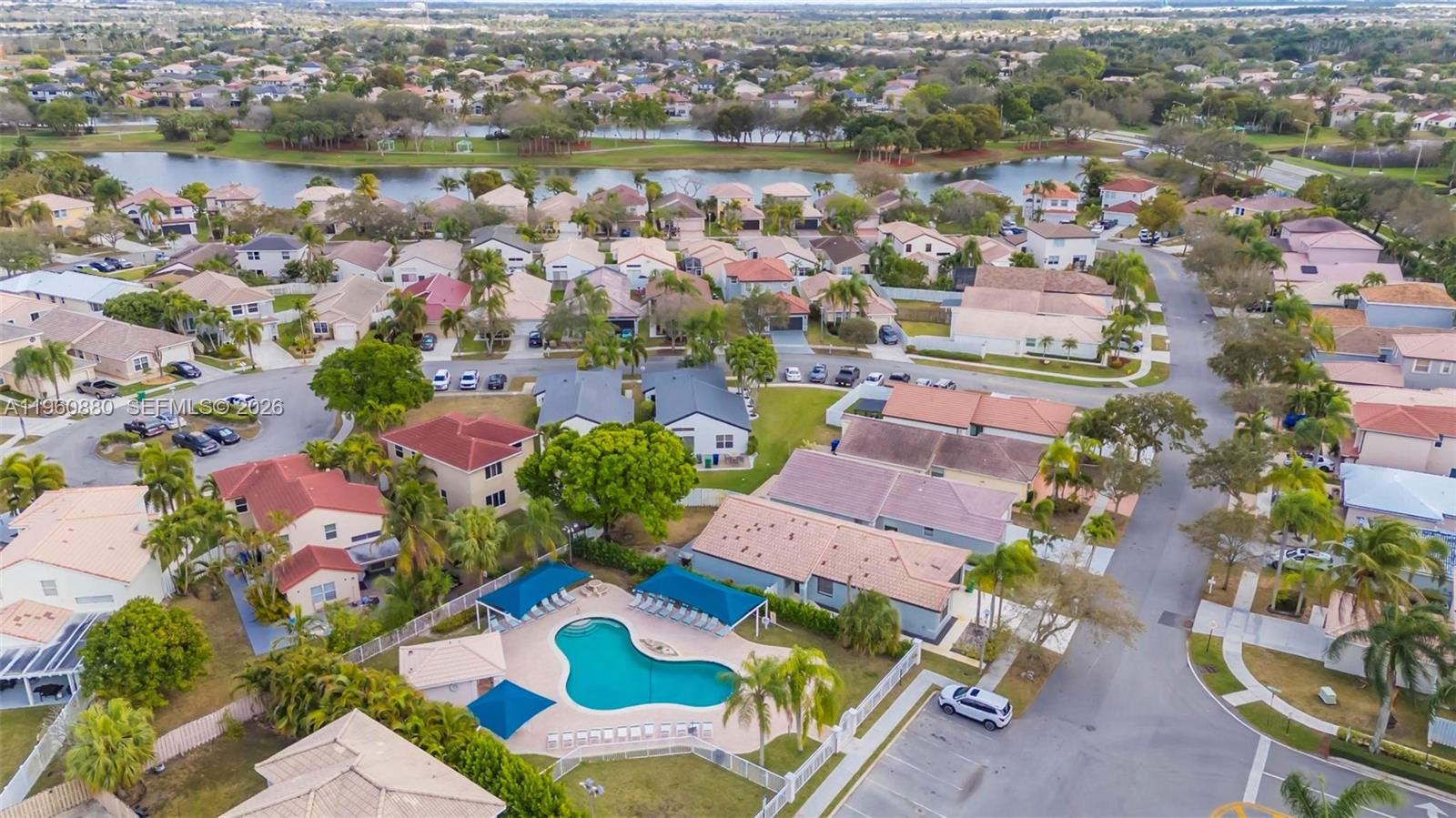 2627 Southwest 177th Avenue Miramar, FL 33029 - Photo 31 of 36