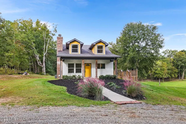 $199,000 | 220 Bettie A Jamison Road, Clinton, MS 39056