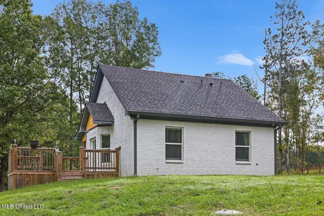 $199,000 | 220 Bettie A Jamison Road, Clinton, MS 39056